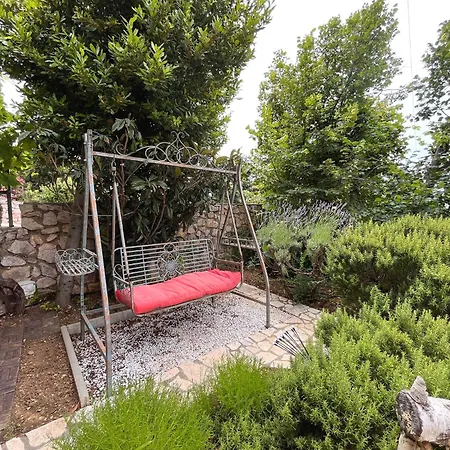 App St Marin View Apartmán *