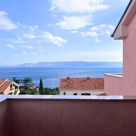 App St Marin View Apartment
