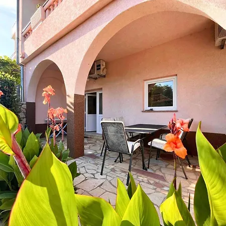 App St Marin View Apartment