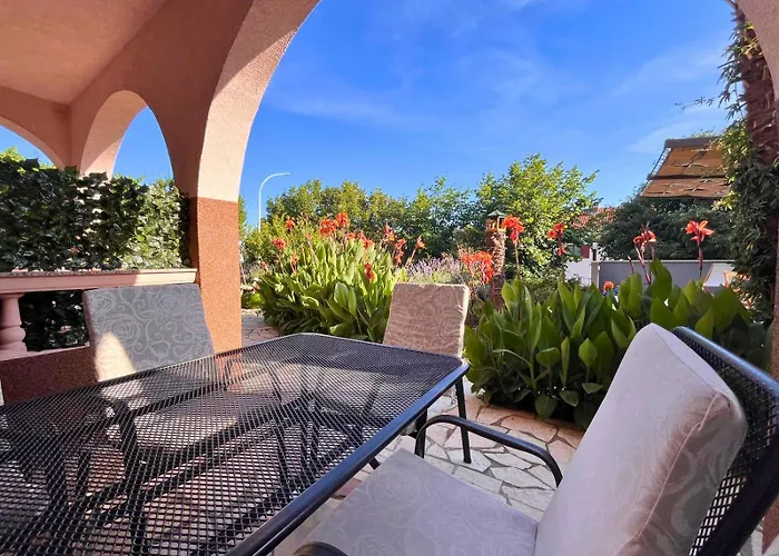 App St Marin View Apartmán *